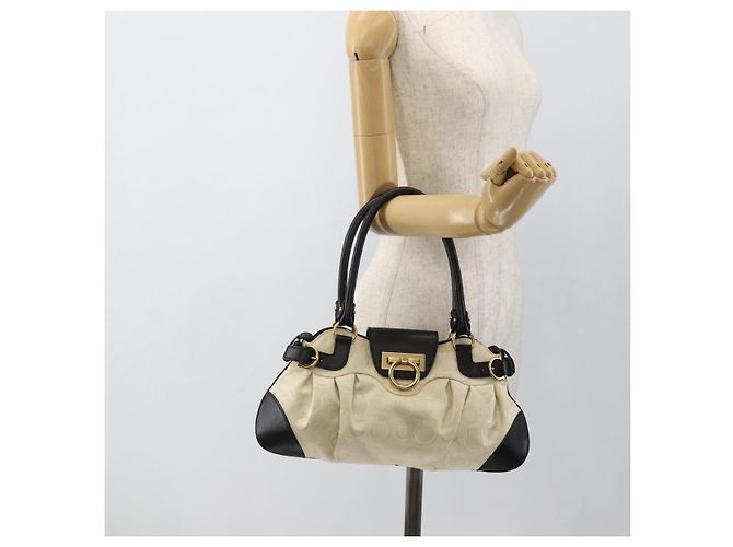 Borsa a mano Salvatore Ferragamo in tela beige e nera Auth ka2979 Nero - vista 23