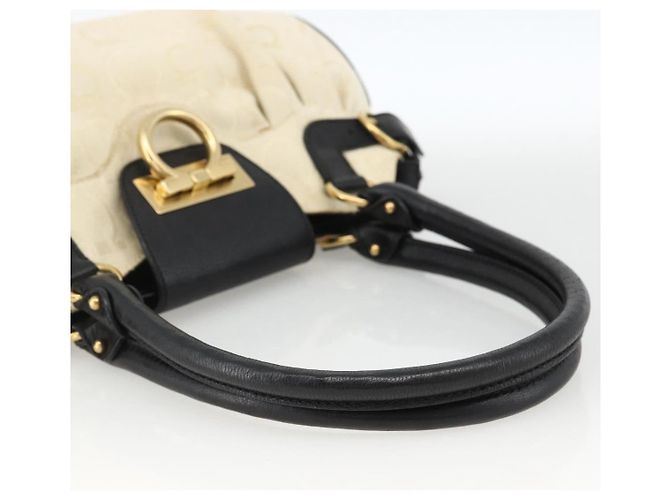 Borsa a mano Salvatore Ferragamo in tela beige e nera Auth ka2979 Nero - vista 8