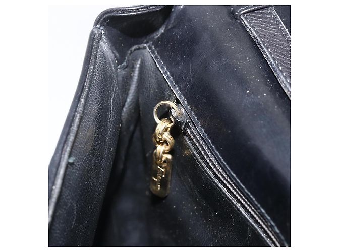 Borsa a spalla Salvatore Ferragamo in pelle verniciata nera e oro Auth ka2971 Nero D'oro - vista 19