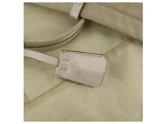 Borsa Boston Prada in nylon crema beige Auth ti3742 Crudo - vista 20