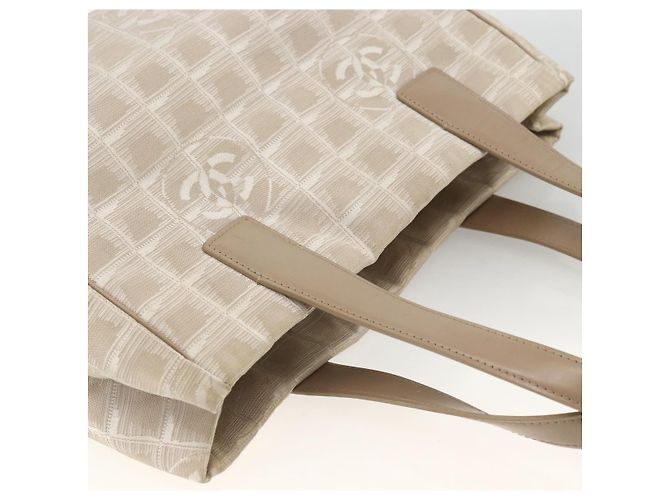 CHANEL Nuova Borsa Tote da Viaggio Nylon Beige CC Auth 174068 - vista 6