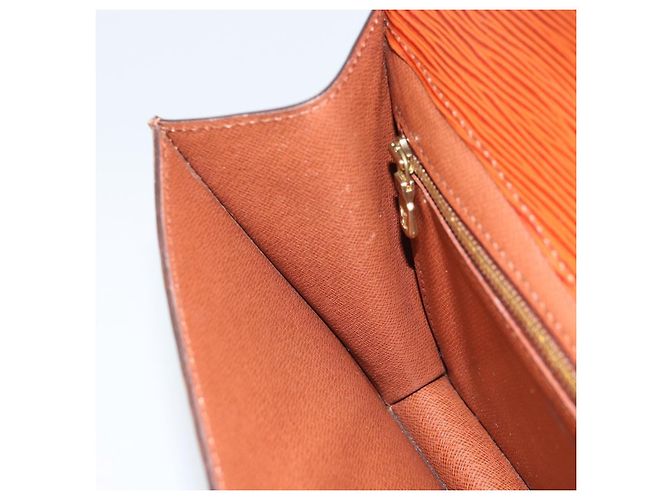 LOUIS VUITTON Clutch Montaigne 23 Epi Marrone M52663 LV Auth bs33790 - vista 19
