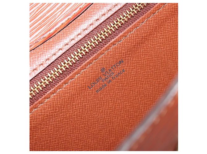 LOUIS VUITTON Clutch Montaigne 23 Epi Marrone M52663 LV Auth bs33790 - vista 9