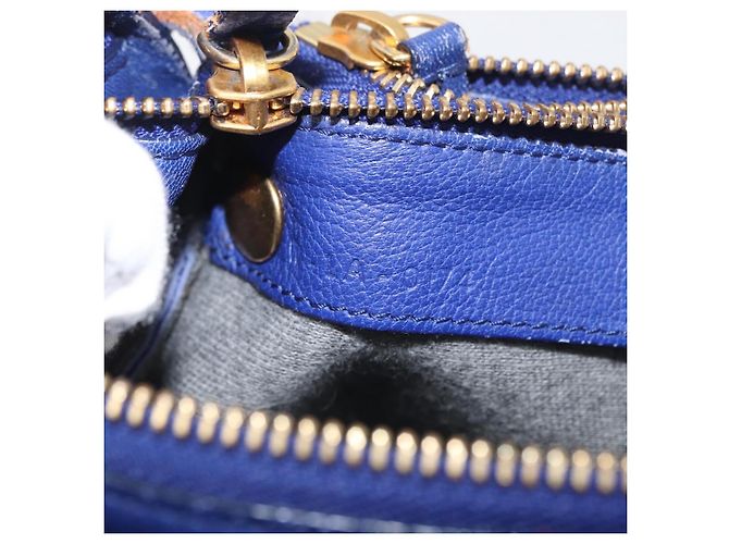 Céline Borsa a Spalla CELINE Trio in Pelle Blu Oro Auth ep13474 D'oro - vista 12
