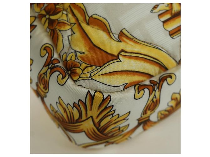 Borsa Mamma Baguette in tela Zucca FENDI Fenderche VERSACE bianca Auth 173367SAM - vista 16