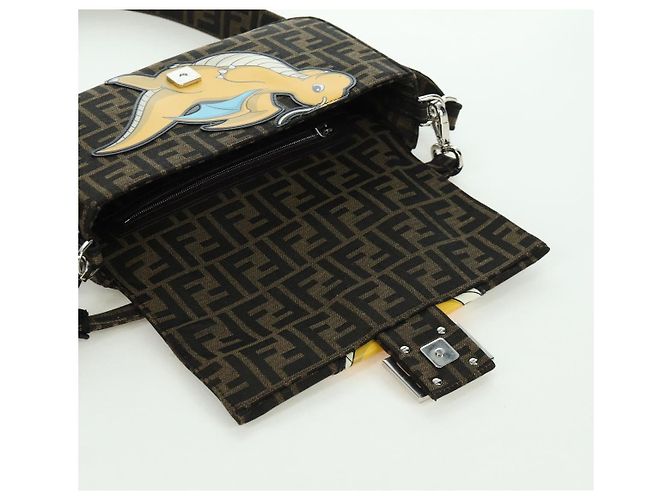 FENDI Zucca Tela Libellula FRGMT POKMON Mamma Baguette Nero Auth 167082SM Marrone - vista 24