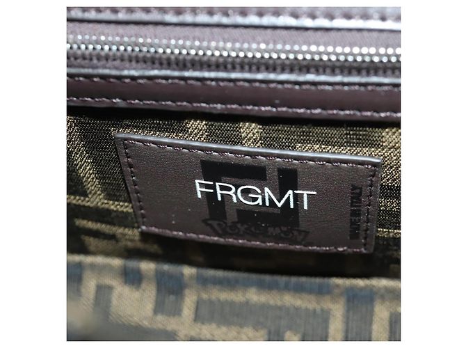 FENDI Zucca Tela Libellula FRGMT POKMON Mamma Baguette Nero Auth 167082SM Marrone - vista 25