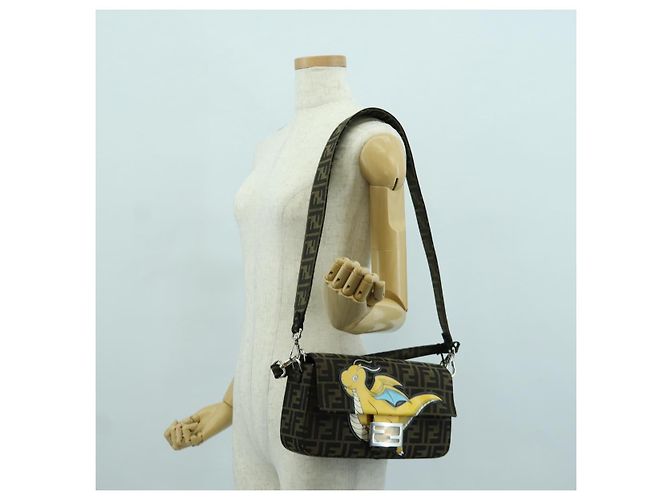 FENDI Zucca Tela Libellula FRGMT POKMON Mamma Baguette Nero Auth 167082SM Marrone - vista 30