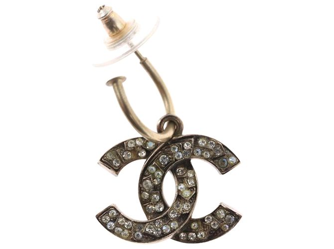 Orecchino CHANEL Pierce in metallo Argento CC Auth bs33640 - vista 2