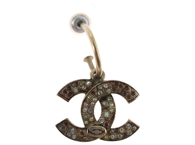 Orecchino CHANEL Pierce in metallo Argento CC Auth bs33640 - vista 8