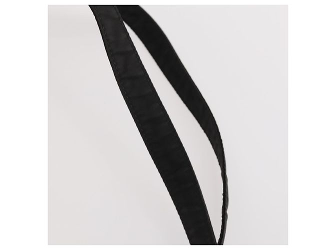 Zaino PRADA in nylon nero e oro Auth 172266 D'oro - vista 15