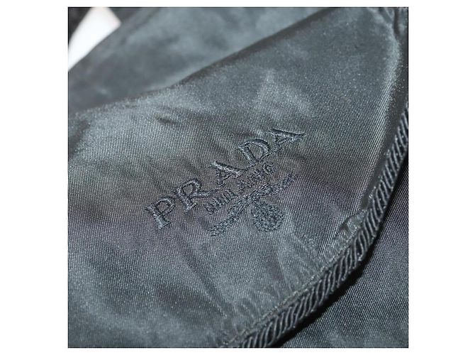Zaino PRADA in nylon nero e oro Auth 172266 D'oro - vista 9