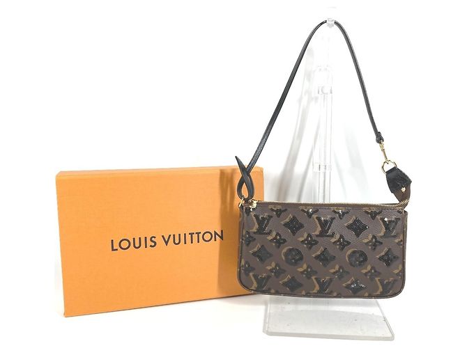 Pochette Accessoires Monogram in Paillettes Louis Vuitton Marrone Monogramma - vista 14