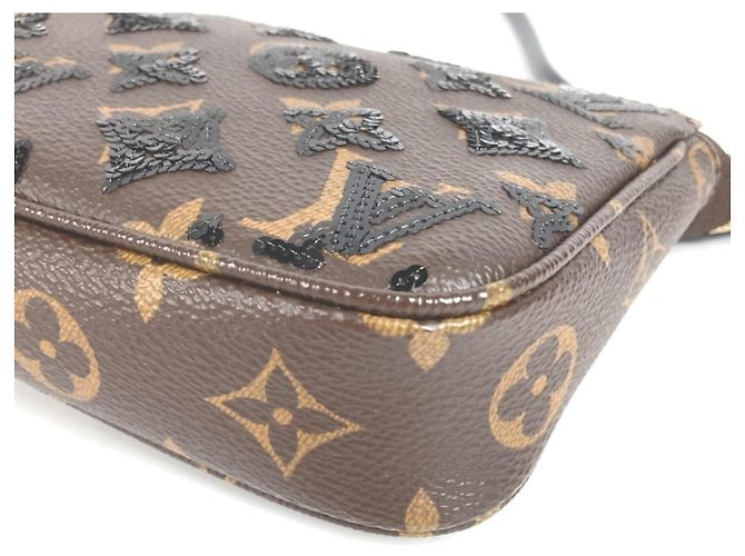 Pochette Accessoires Monogram in Paillettes Louis Vuitton Marrone Monogramma - vista 7