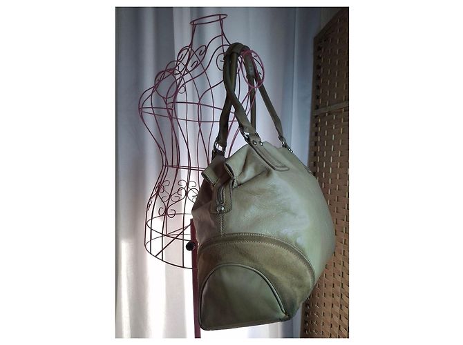 Autre Marque Beige Lederhandtasche - Ansicht 13