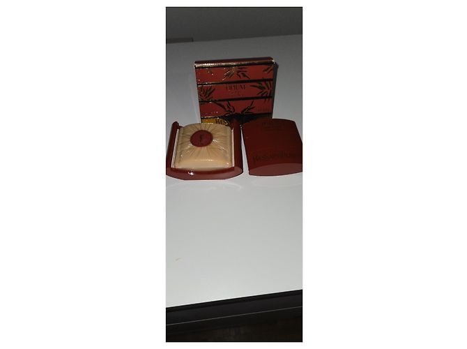Yves Saint Laurent Sapone OPIUM Yves St Laurent Beige - vista 6