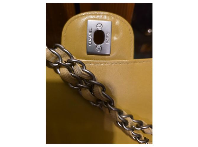 2.55 Borsa Chanel Travel Line con patta gialla in tessuto Giallo - vista 11
