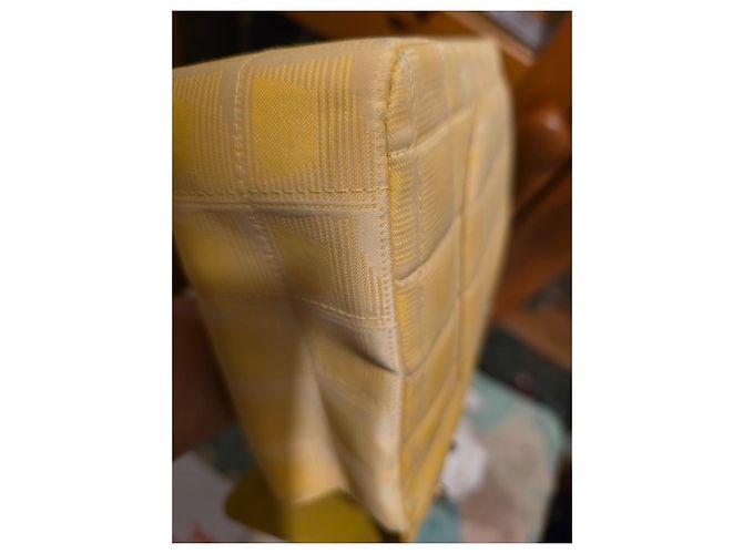 2.55 Borsa Chanel Travel Line con patta gialla in tessuto Giallo - vista 20
