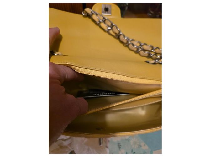 2.55 Borsa Chanel Travel Line con patta gialla in tessuto Giallo - vista 9