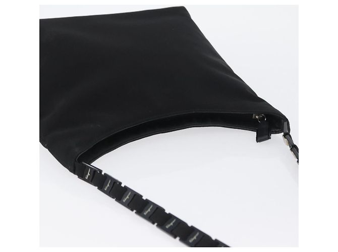 Borsa a Spalla Chain Vala in Nylon Nero Salvatore Ferragamo Auth BA10885 - vista 6