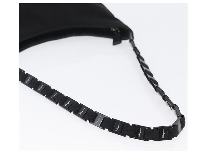 Borsa a Spalla Chain Vala in Nylon Nero Salvatore Ferragamo Auth BA10885 - vista 7