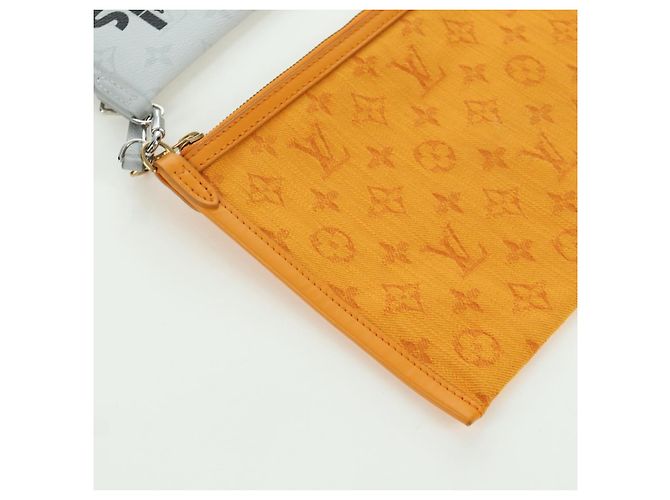 LOUIS VUITTON Borsa Messenger Piatta Monogram Gialla M44640 Auth 173381SAM Giallo Monogramma - vista 21