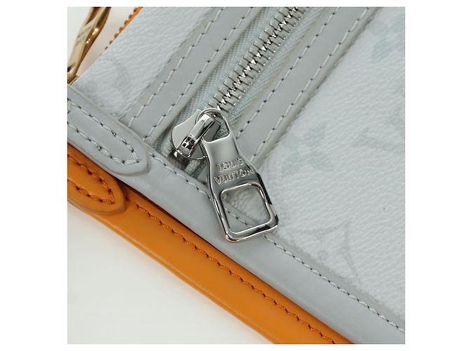LOUIS VUITTON Borsa Messenger Piatta Monogram Gialla M44640 Auth 173381SAM Giallo Monogramma - vista 24