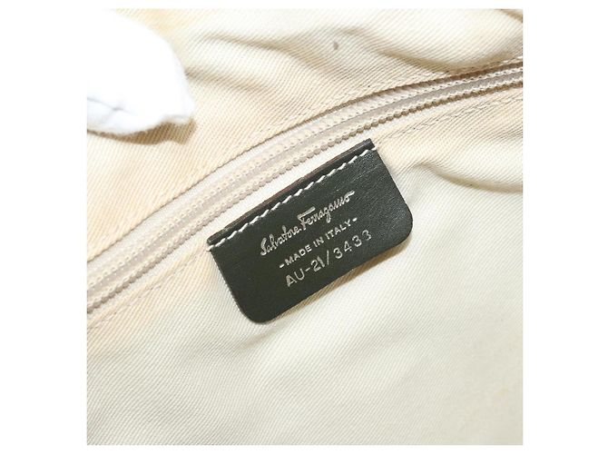 Borsa a Spalla Salvatore Ferragamo in Camoscio Khaki Auth 172292 Cachi - vista 12