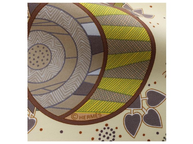 Foulard in seta Hermès Carré 90 "REVE D’AUSTRALIE" in Beige - vista 10