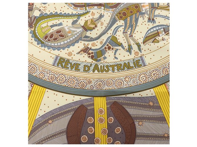 Foulard in seta Hermès Carré 90 "REVE D’AUSTRALIE" in Beige - vista 9