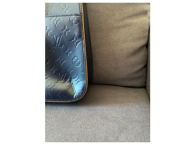 Borsa a mano Louis Vuitton Mat Malden Monogram Blu Notte in Pelle Blu navy - vista 9