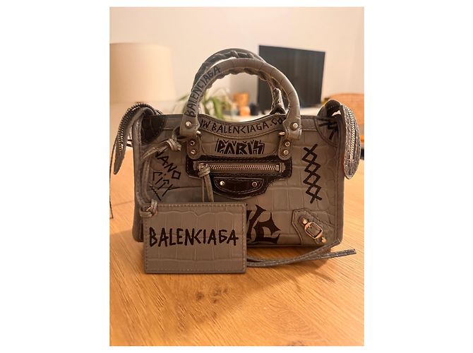 City Bolsa de mão Balenciaga em couro com efeito crocodilo e grafite Preto Cinza - vista 2