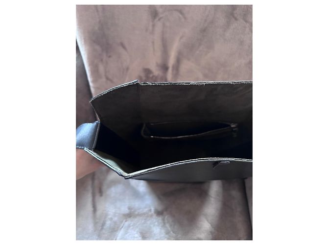 Borsa Tote Epi Sac Plat Louis Vuitton Nera Nero - vista 13