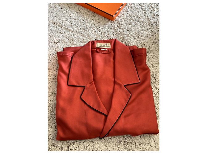 Completo pigiama in seta rossa di Hermès Rosso - vista 10