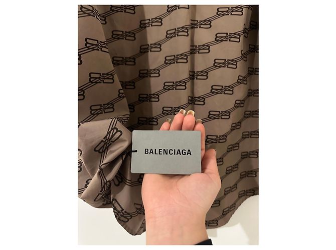 Camicia a Maniche Corte Balenciaga BB Monogram Marrone - vista 5