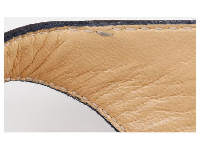 Pumps in pelle Initiale Louis Vuitton Nero - vista 10