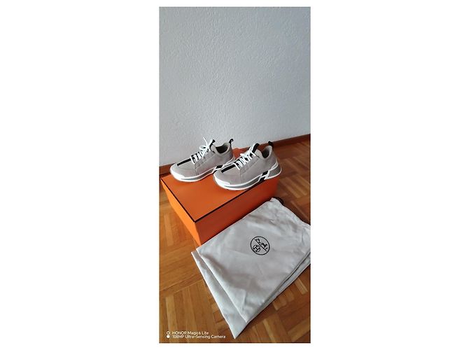 Hermès BASKETS HERMES "JUST" EN JERSEY TECHNIQUE/DAIM. Beige - vue 11