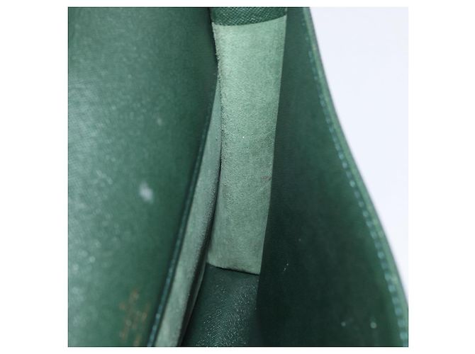 LOUIS VUITTON Taiga ServietteKourad Borsa da Lavoro Épicea T16786 LV Auth 172881 - vista 20