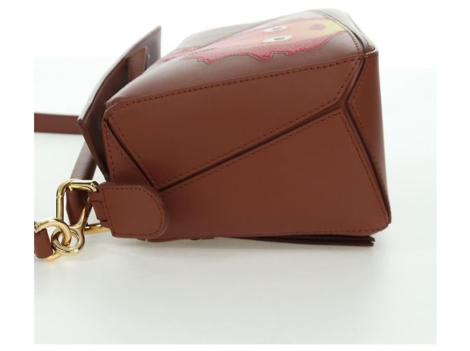 LOEWE - Puzzle Piccolo Calcifer in Pelle Ghibli Castello Errante 2way 167069SM Marrone D'oro - vista 4