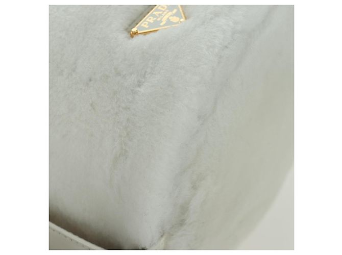 PRADA Borsa a Mano Pelliccia Bianca Oro Auth 173332SM Bianco D'oro - vista 16