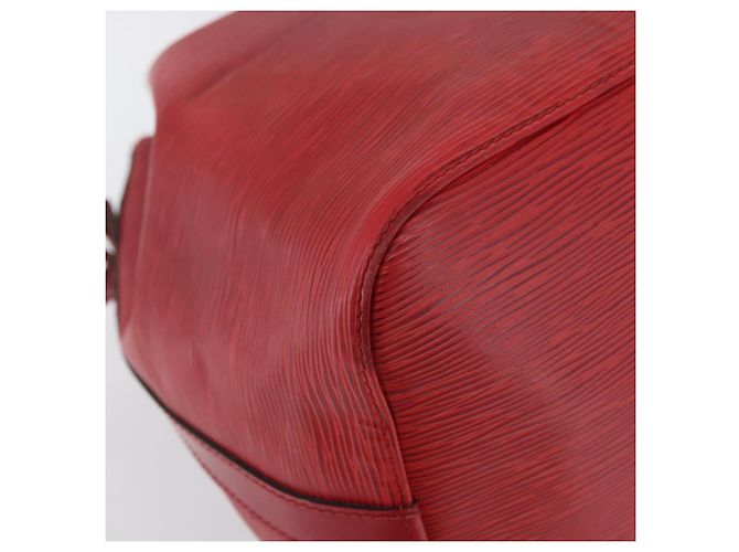 Noe LOUIS VUITTON Borsa a Spalla Petit Noé Epi Rossa M44107 LV Auth BA10912 Rosso - vista 15