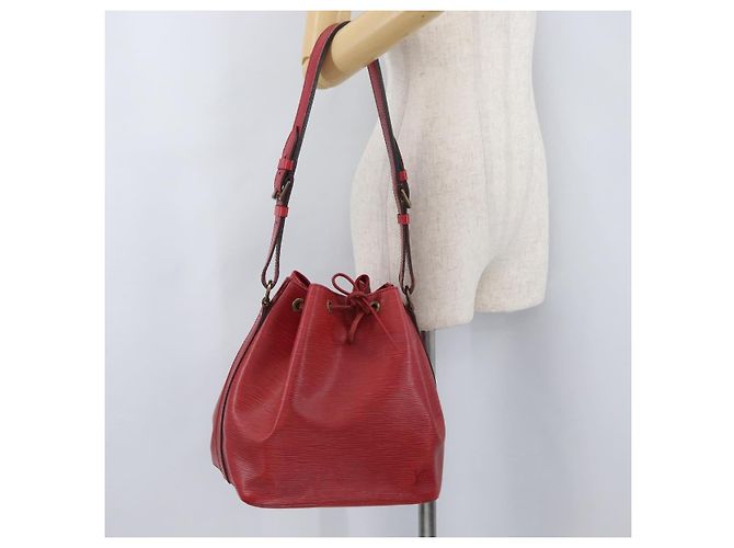 Noe LOUIS VUITTON Borsa a Spalla Petit Noé Epi Rossa M44107 LV Auth BA10912 Rosso - vista 20