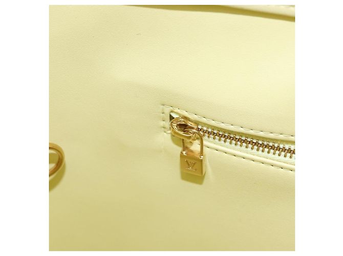 LOUIS VUITTON Bolso de Mano Monogram Vernis Houston Amarillo Lima M91055 LV Auth th6608 Dorado - vista 23