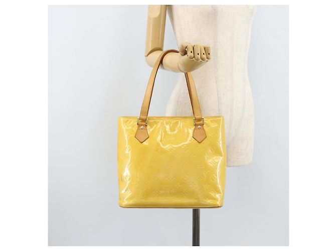 LOUIS VUITTON Bolso de Mano Monogram Vernis Houston Amarillo Lima M91055 LV Auth th6608 Dorado - vista 26