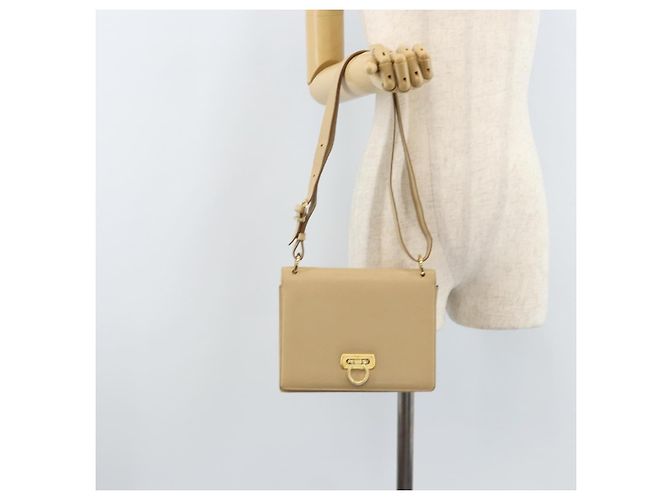 Borsa a Spalla Gancini in Pelle Beige Oro Auth 171532 di Salvatore Ferragamo - vista 22