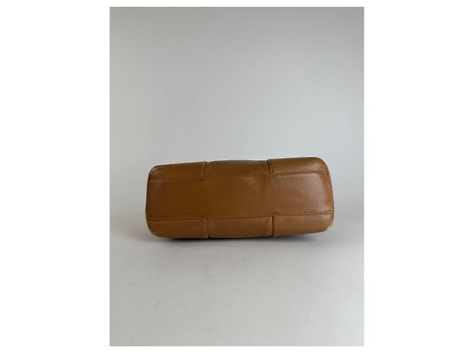 Clutch in pelle vintage Loewe Madrid logo marrone Cammello - vista 10