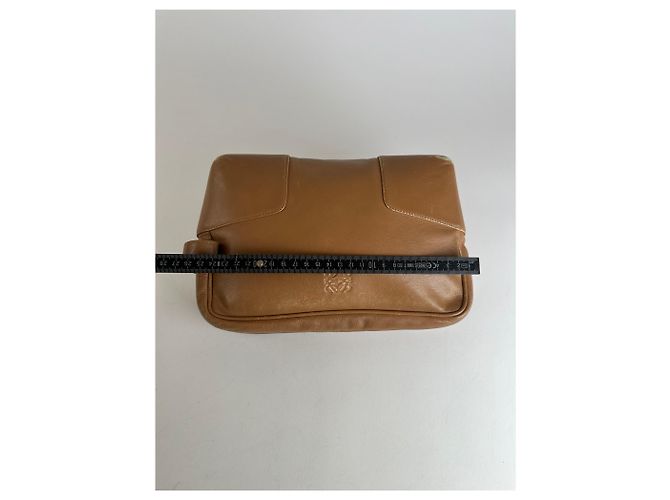 Clutch in pelle vintage Loewe Madrid logo marrone Cammello - vista 12