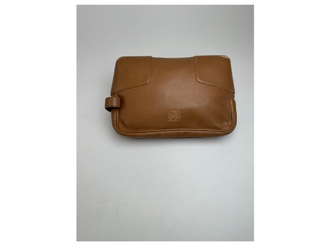 Clutch in pelle vintage Loewe Madrid logo marrone Cammello - vista 9