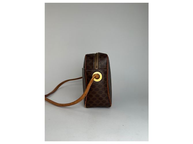 Céline Vintage Celine Paris Triomphe Monogramm Leder Schultertasche Braun - Ansicht 8