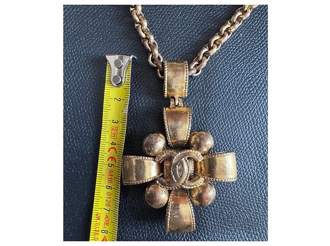 Collana pendente croce Chanel dorata D'oro - vista 6